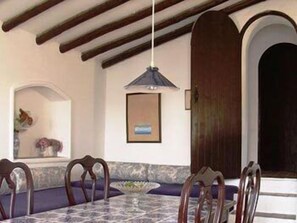 Dining - Quinta do Caracol (Tavira)