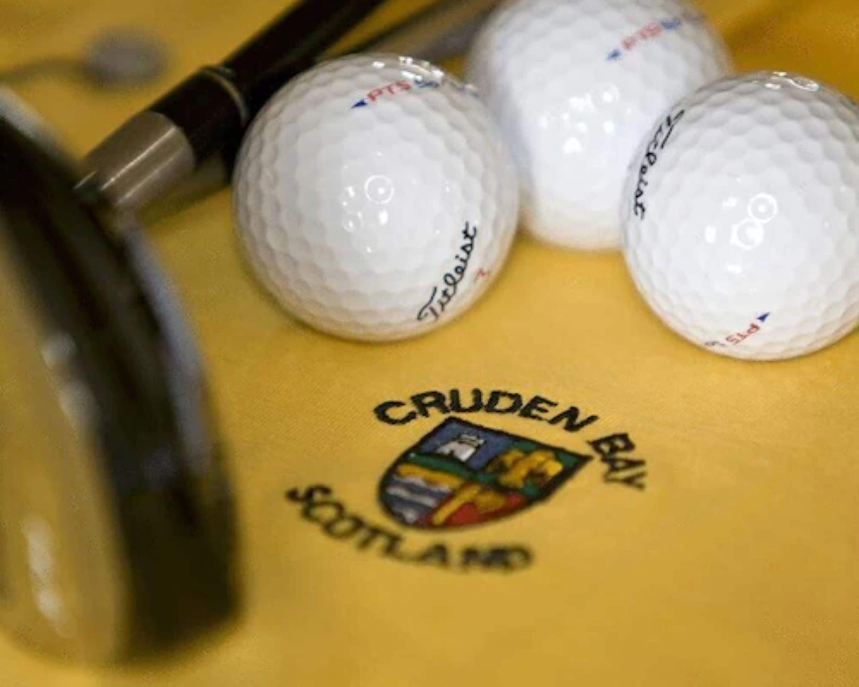 2 restaurants, breakfast served