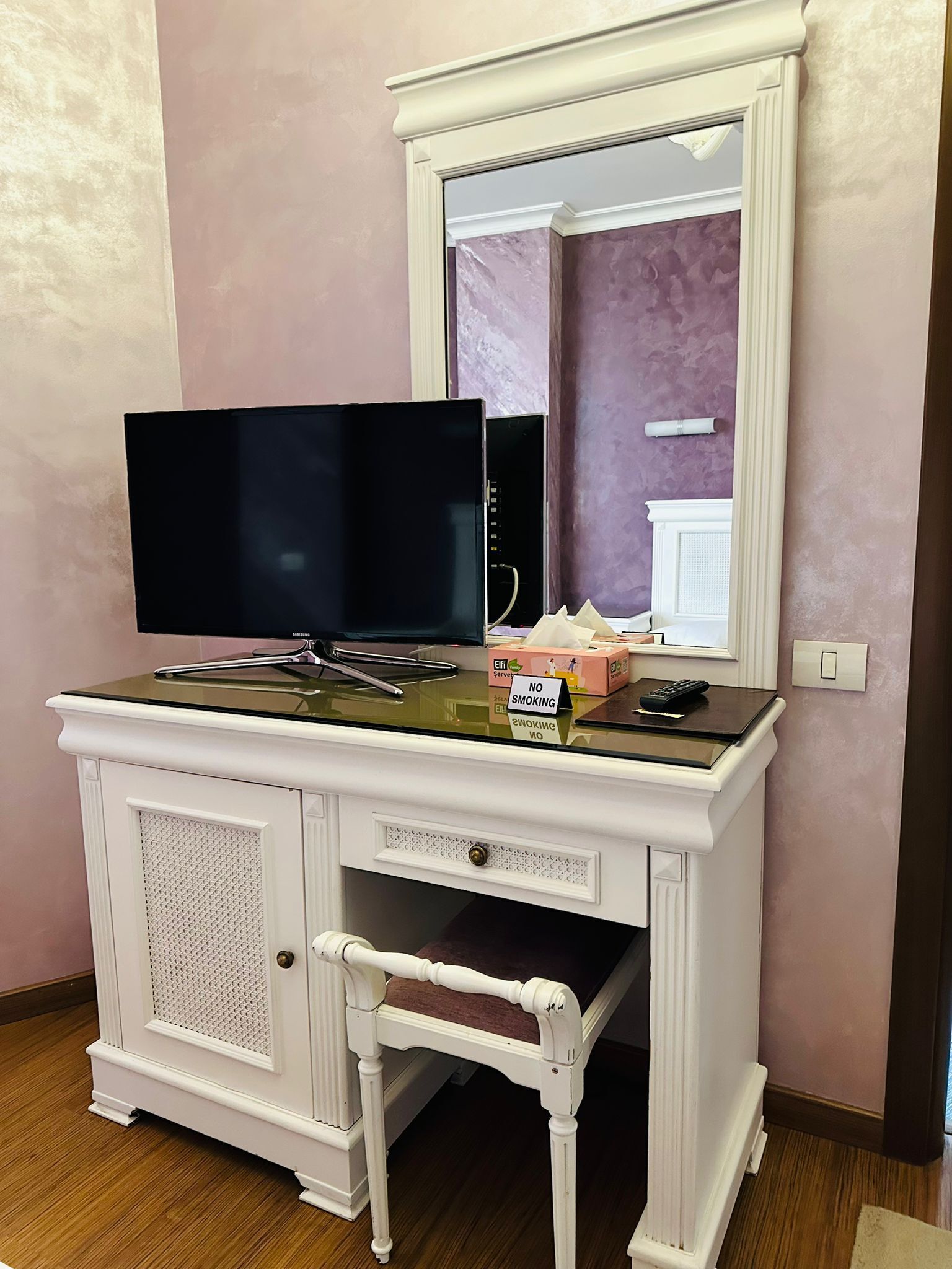 Matelas Select Comfort, minibar, coffres-forts dans les chambres