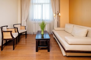 Living area - Hotel Acapulco (Ploiesti)