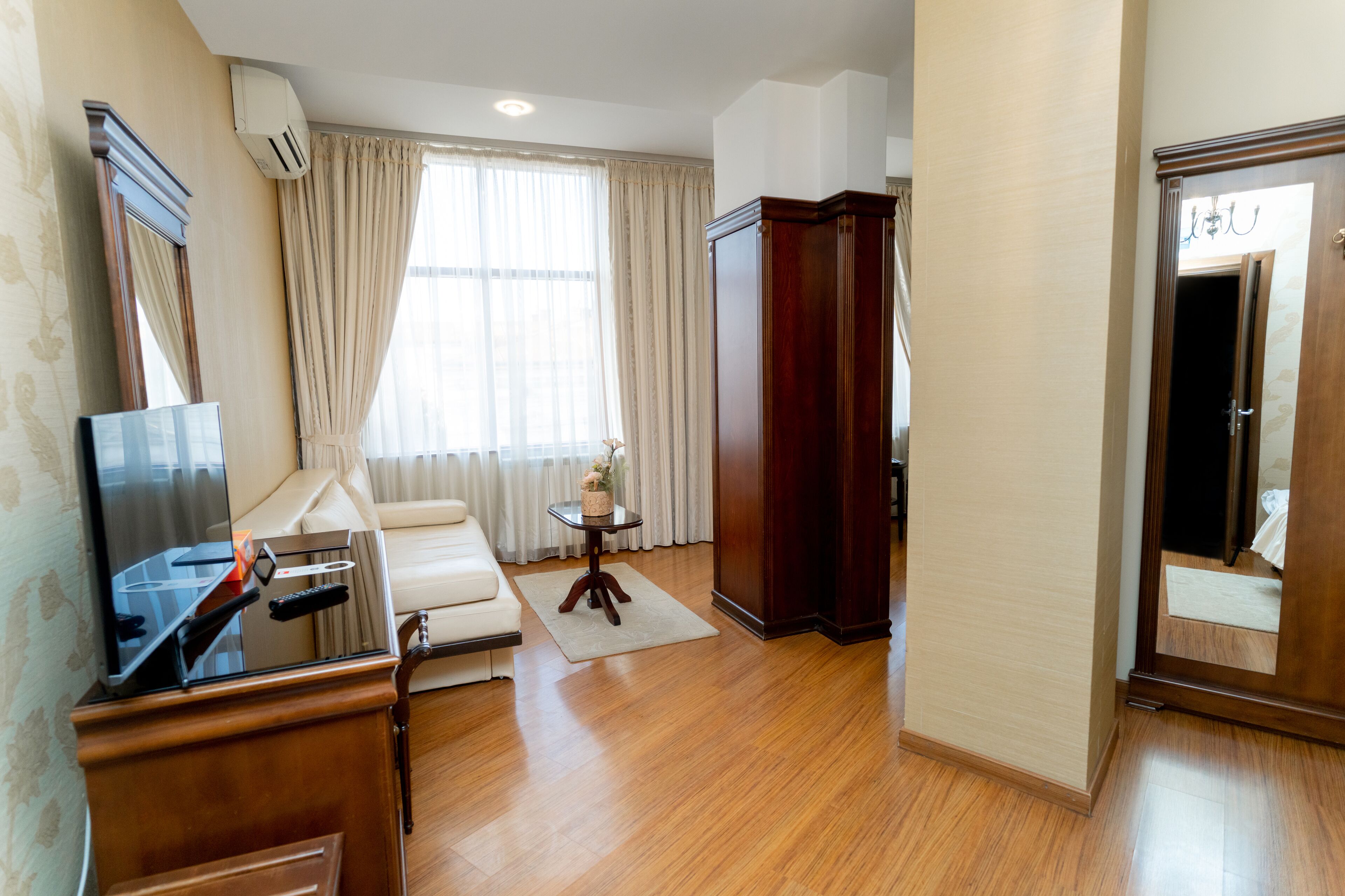 classic apartment | 1 bedroom, select comfort beds, minibar, in-room safe