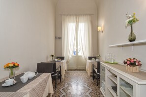 Khu vực dùng bữa sáng