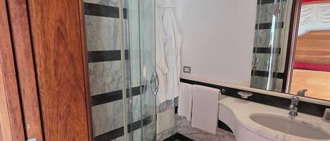 Standard Double Room | Bathroom | Shower, hair dryer, bathrobes, bidet