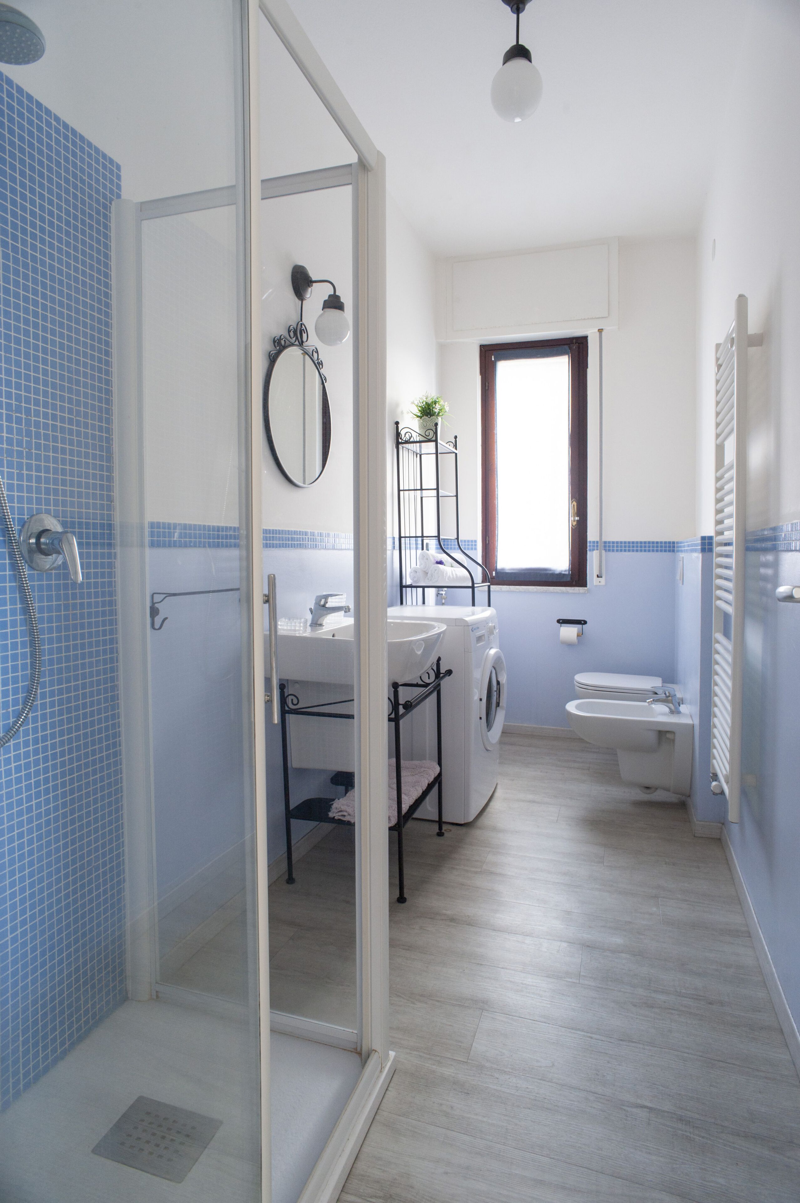 Superior-Apartment, 1 Schlafzimmer, Küche | Badezimmerausstattung | Duschwanne, Haartrockner, Bidet, Handtücher
