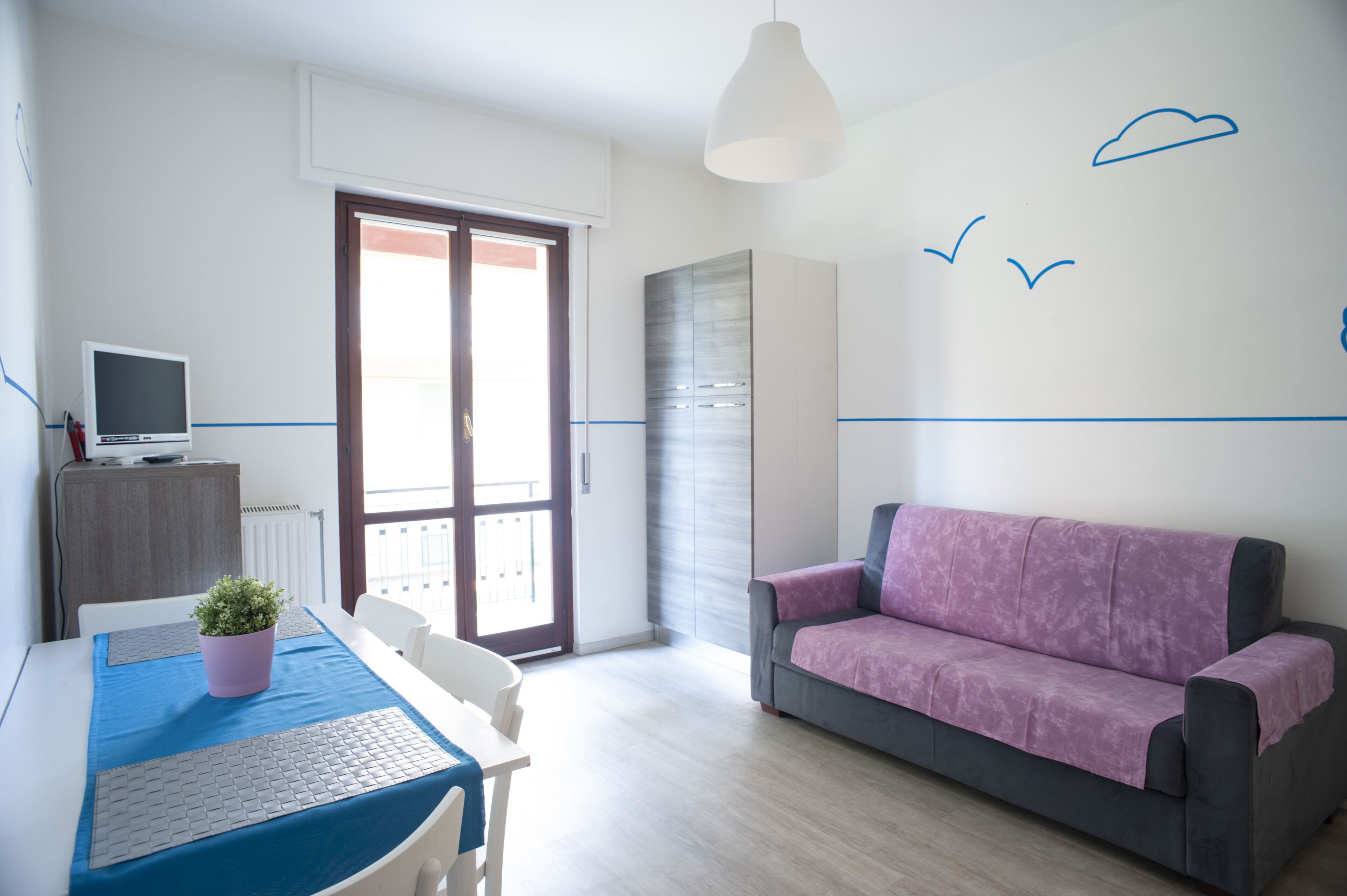 Studio Superior | Tirai kedap cahaya, kedap suara, setrika/meja setrika, dan Wi-Fi gratis