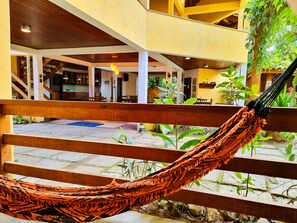 Suite Standard, balcon, vue jardin | Vue de la chambre