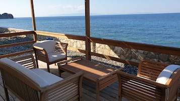 Panoramic Mobile Home, 1 Bedroom, Patio, Sea View | 1 bedroom, premium bedding, desk, iron/ironing board