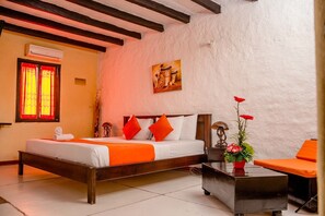 Minibar, in-room safe, desk, WiFi - Sansiraka (Santa Marta)