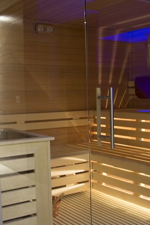 Turkish bath. Castelmartini