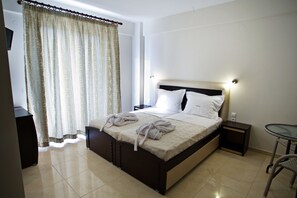 تجهيزات عازلة للصوت وأسرّة أطفال/رضّع وواي فاي مجانًا وملاءات أسرّة