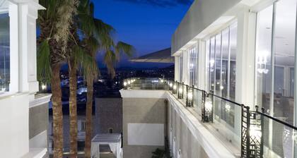 Ena Boutique Hotel & Residences