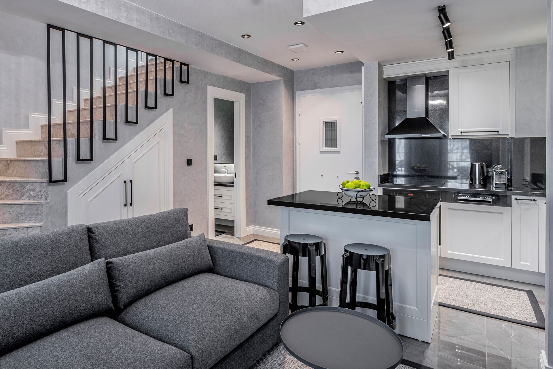 premium duplex, 1 bedroom | 1 bedroom, premium bedding, select comfort beds, individually decorated