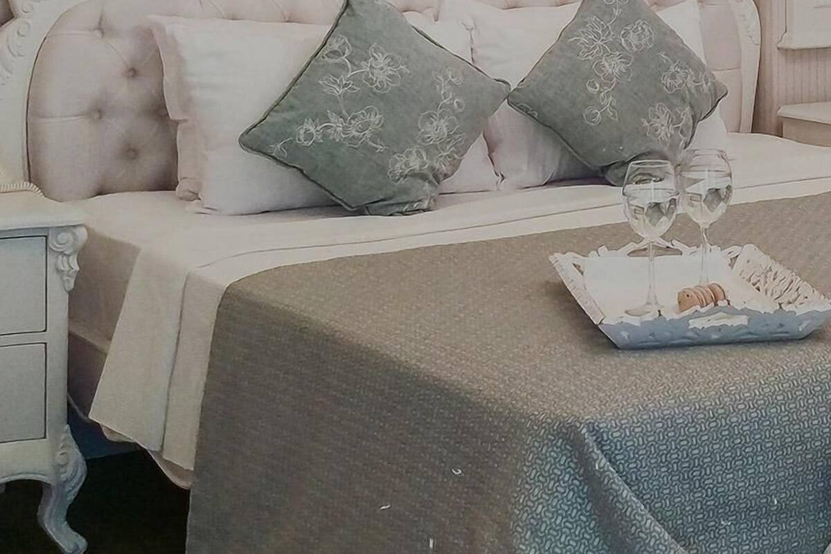 Private Suite With Bath | Sengetøy av topp kvalitet og senger med Select Comfort-madrass