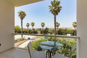 غرفة ديلوكس مزدوجة | إطلالة على الحديقة