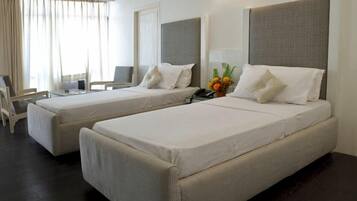 Premium bedding, memory foam beds, desk, blackout drapes