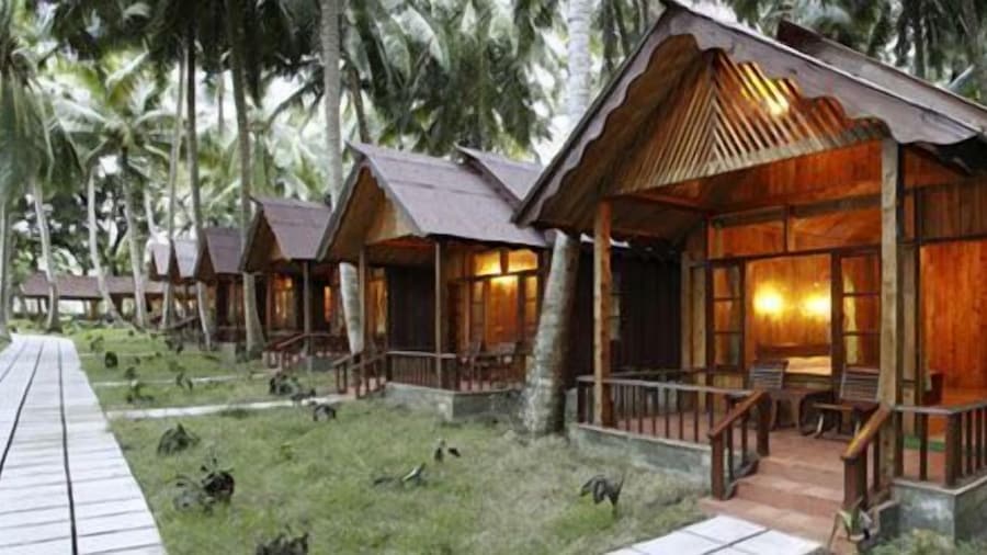 Symphony Palms Beach Resort