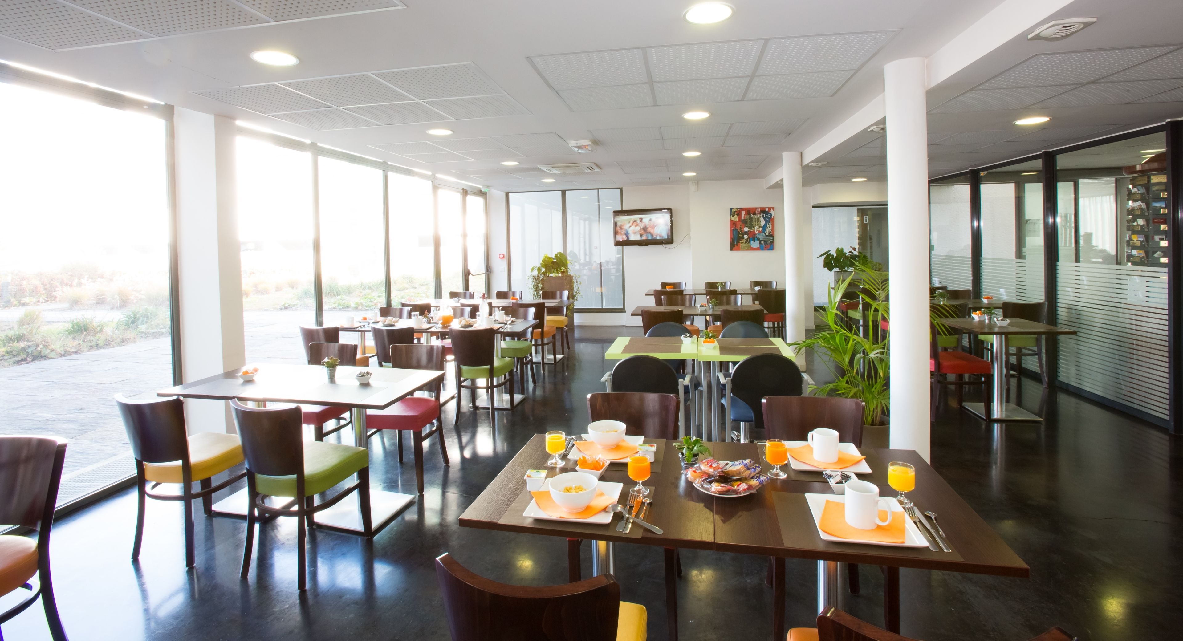 Kontinental morgenmad hver dag (11 EUR pr. person)