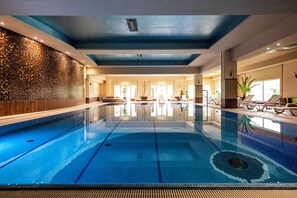 Indoor pool - Dosłońce Resort Wellness & Farm (Raclawice)