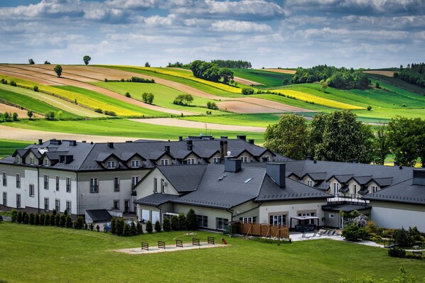 Front of property - Dosłońce Resort Wellness & Farm (Raclawice)