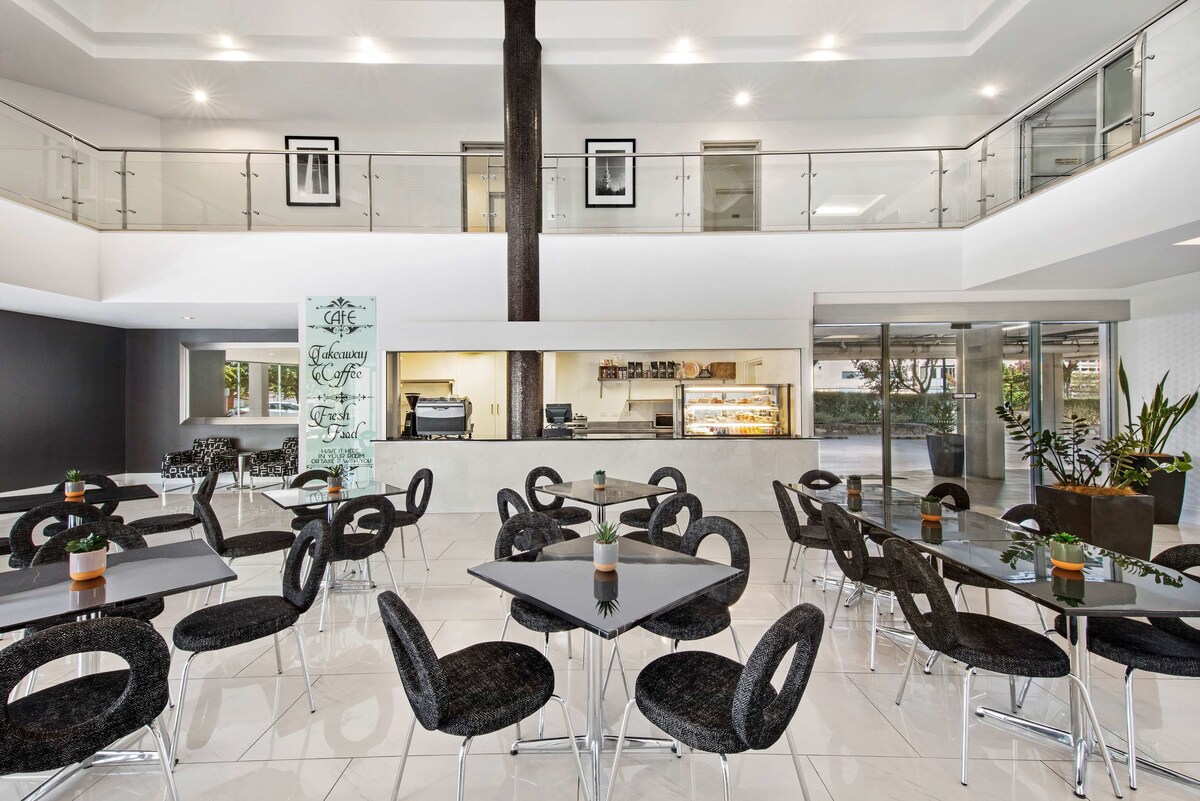 Adina Serviced Apartments Canberra Dickson