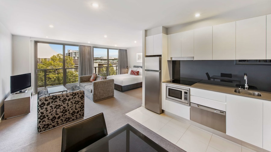 Adina Serviced Apartments Canberra Dickson