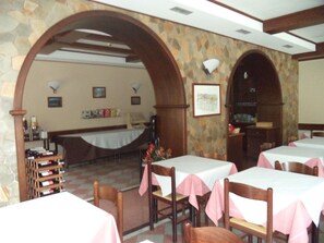 Food court - Hotel Il Nibbio (Magreglio)