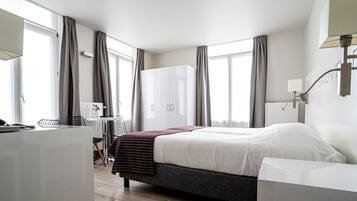 1 Schlafzimmer, Minibar, Zimmersafe, Schreibtisch