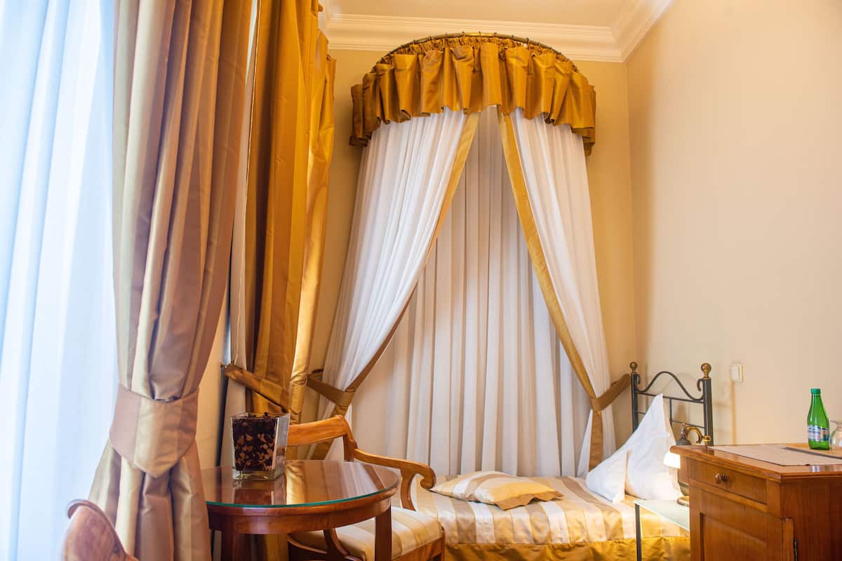 standard single room | 1 bedroom, individually decorated, individually furnished, desk