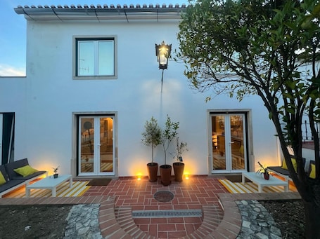 Exterior. Casa do Foral