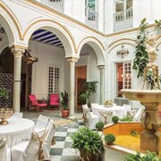 Hotel Simón
