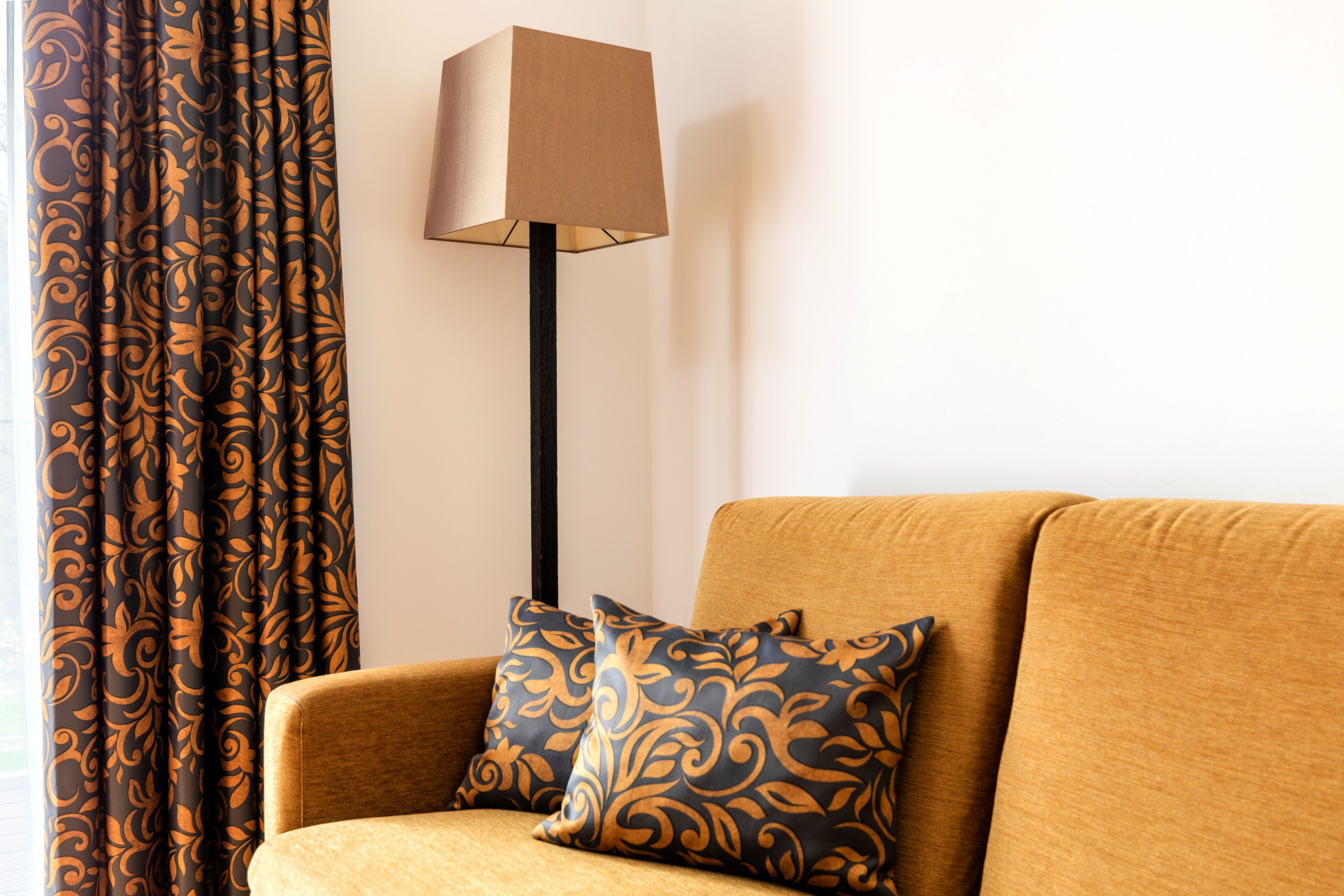 junior suite | living area | 90-cm flat-screen tv with satellite channels, tv