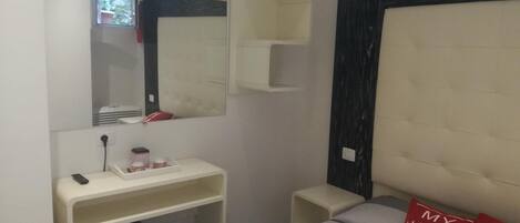 Caja de seguridad en la habitación