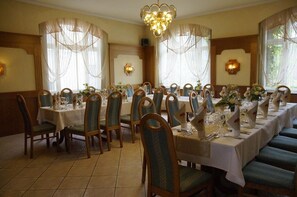 Mittagessen und Abendessen