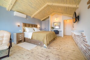 Deluxe Studio Suite | Premium bedding, down comforters, Select Comfort beds - Medin Apartments (Petrovac)