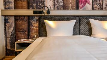 Basic Double Room | In-room safe, individually decorated, desk, laptop workspace