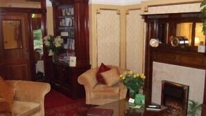 Lobby - Moss Lodge (Rochdale)