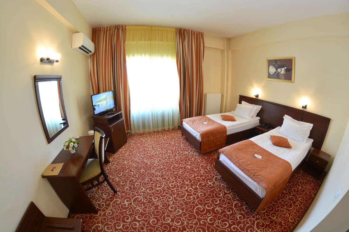 Standard Double or Twin Room | 1 bedroom, Egyptian cotton sheets, premium bedding, memory foam beds