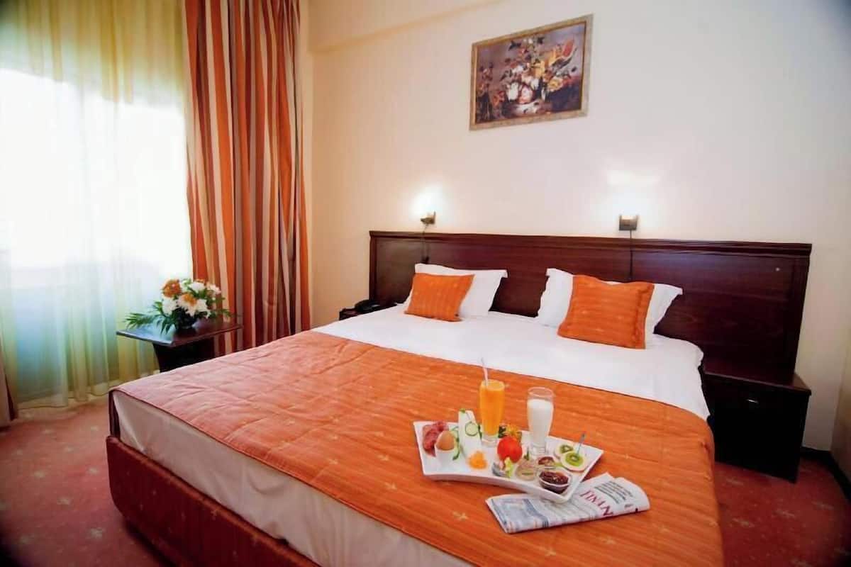 Egyptian cotton sheets, premium bedding, memory-foam beds, minibar