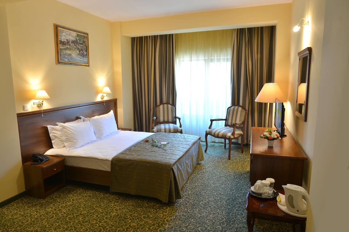 Egyptian cotton sheets, premium bedding, memory-foam beds, minibar