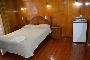 Blackout drapes, soundproofing, iron/ironing board, cribs/infant beds - Hotel Americano (Buenos Aires)