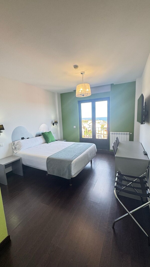 Habitación doble con vistas y terraza