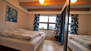 ダブルルーム 共用バスルーム | 部屋からの景観