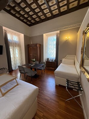 Junior Suite, Balcony, City View | Premium bedding, down comforters, Tempur-Pedic beds, minibar -  I TRE MOSCHETTIERI - D' ARTAGNAN Luxury Guest House (Rome)