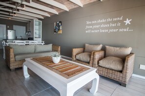 Six Sleeper Suite | Living room - Point Village Hotel (Mossel Bay)