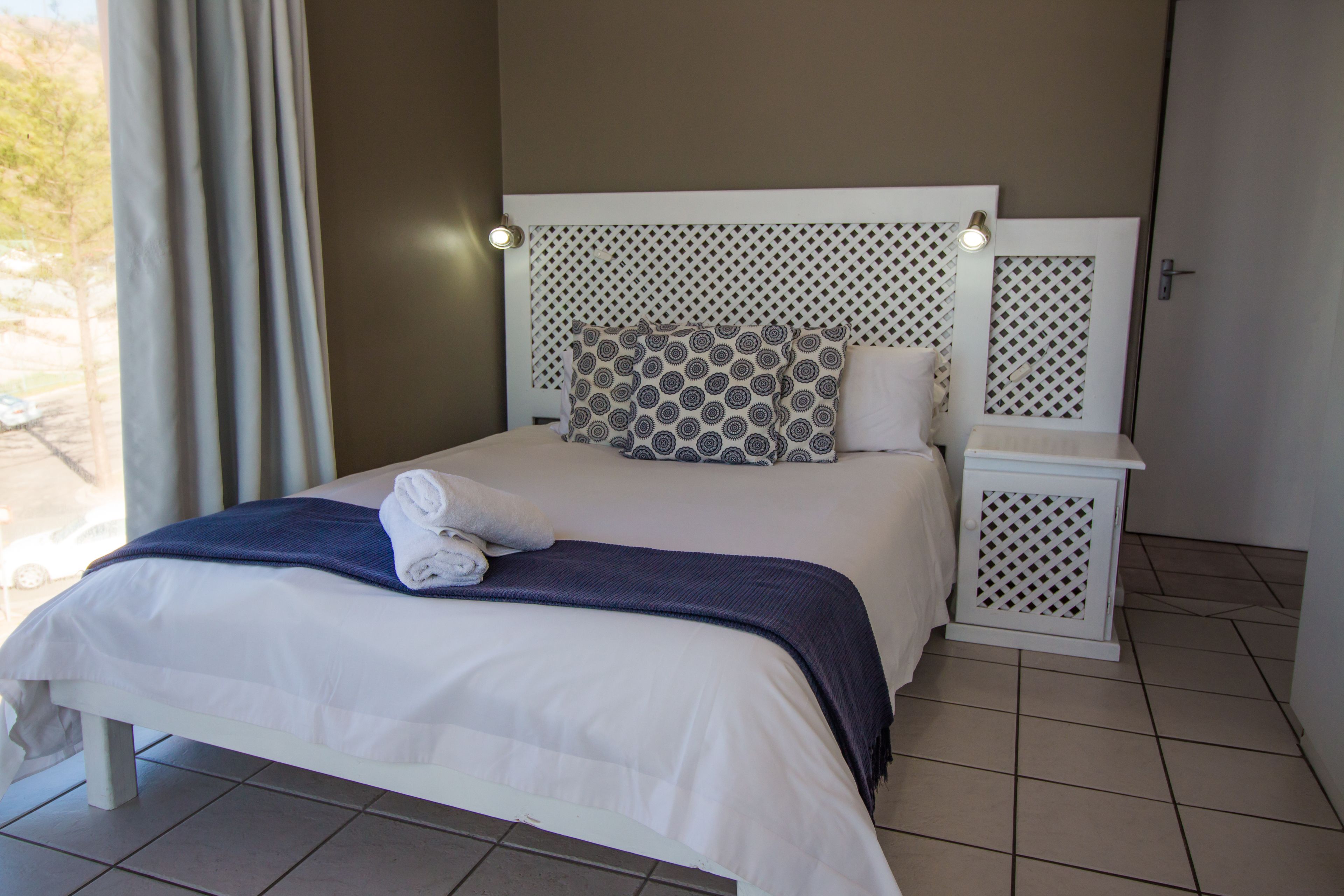 Six Sleeper Suite | Premium bedding