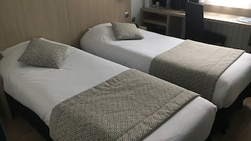 Chambre avec lits jumeaux