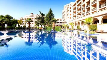 Indoor pool, outdoor pool