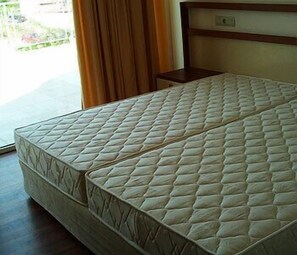 Pillow-top beds, minibar, desk, free WiFi