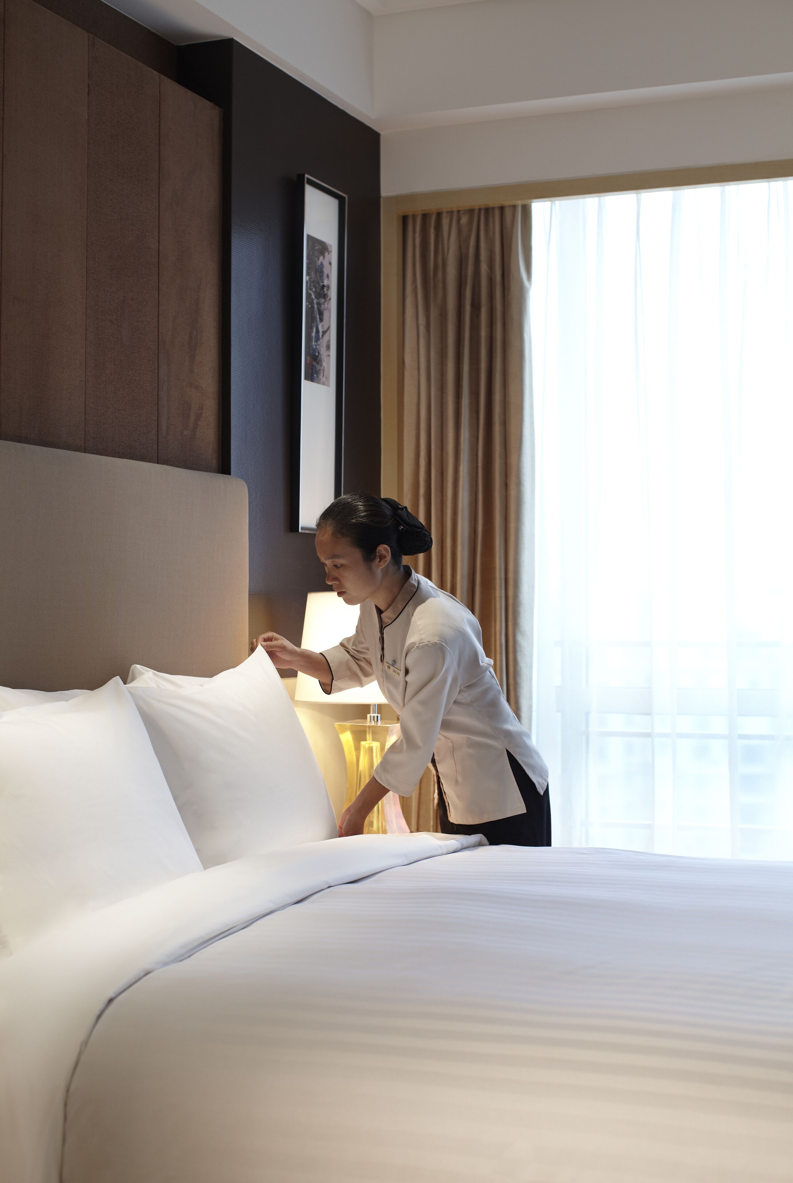 1 bedroom, premium bedding, free minibar items, in-room safe