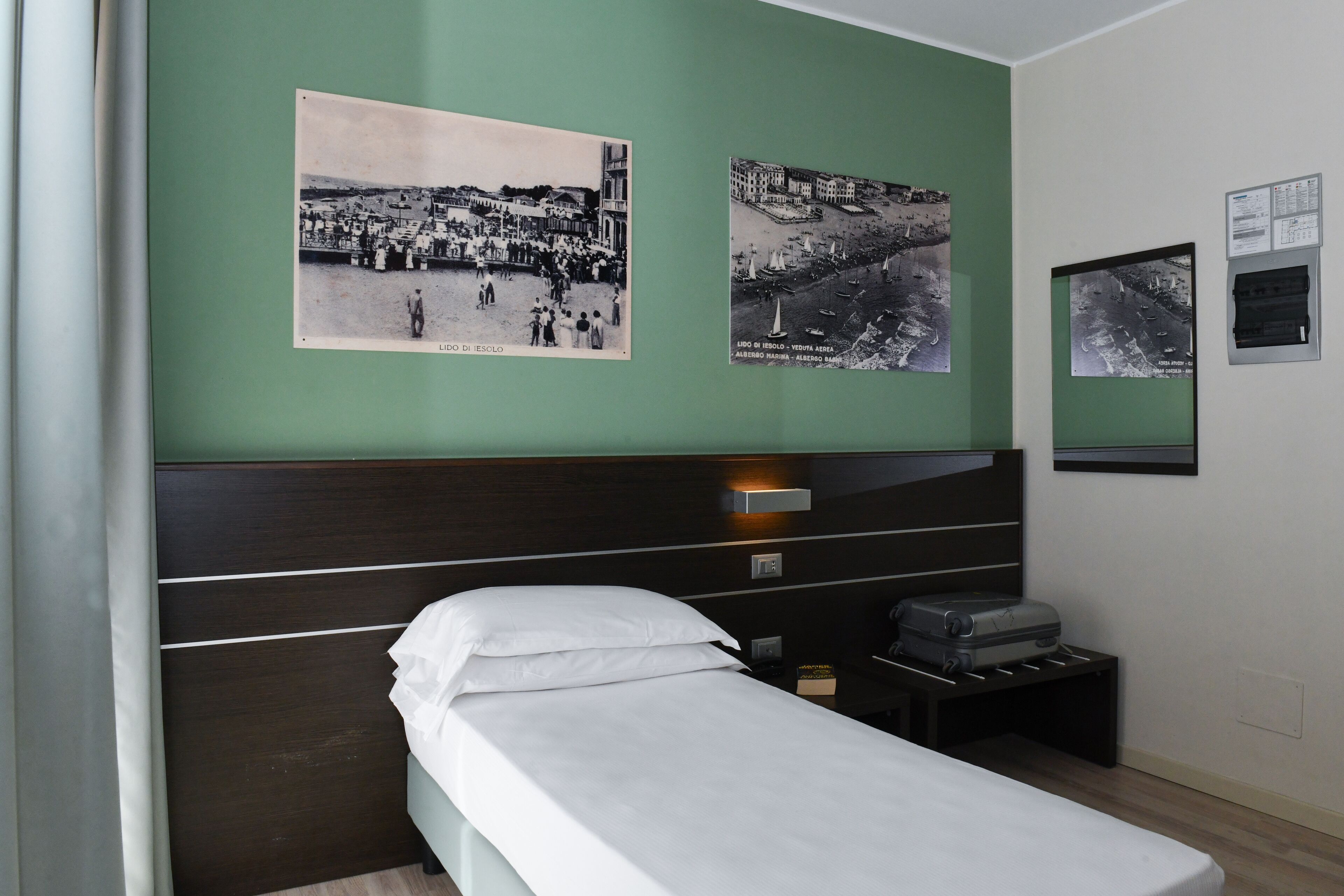 single room (no beach access included) | minibar, in-room safe, desk, blackout curtains